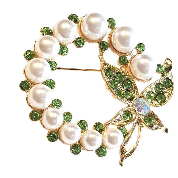 Green Brooch Pin Faux Pearl Rhinestone Butterfly Gold Tone Wreath Gift Box - Picture 2 of 10